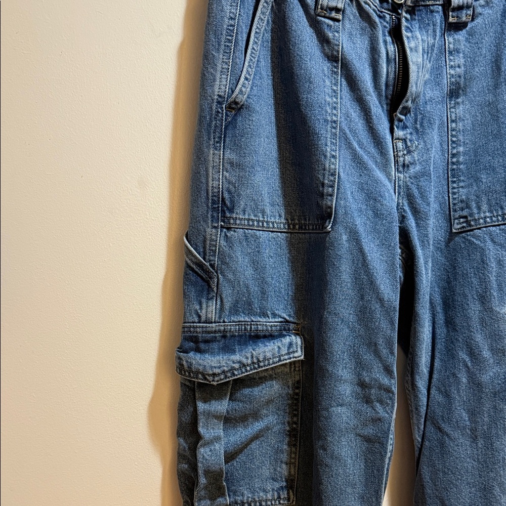 BDG Relaxed Fit Denim Cargo Jeans - Picture 3 of 5